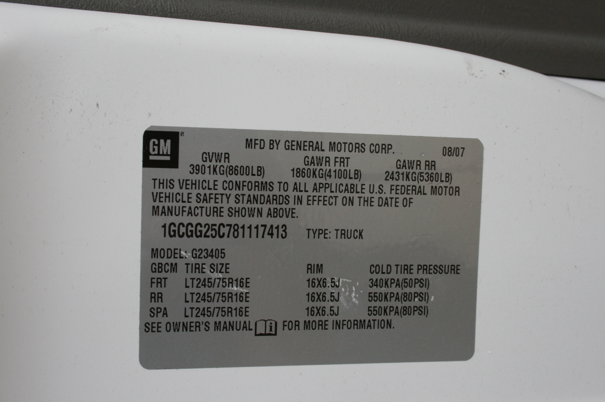 2008 CHEVROLET EXPRESS2500 crash-test photo