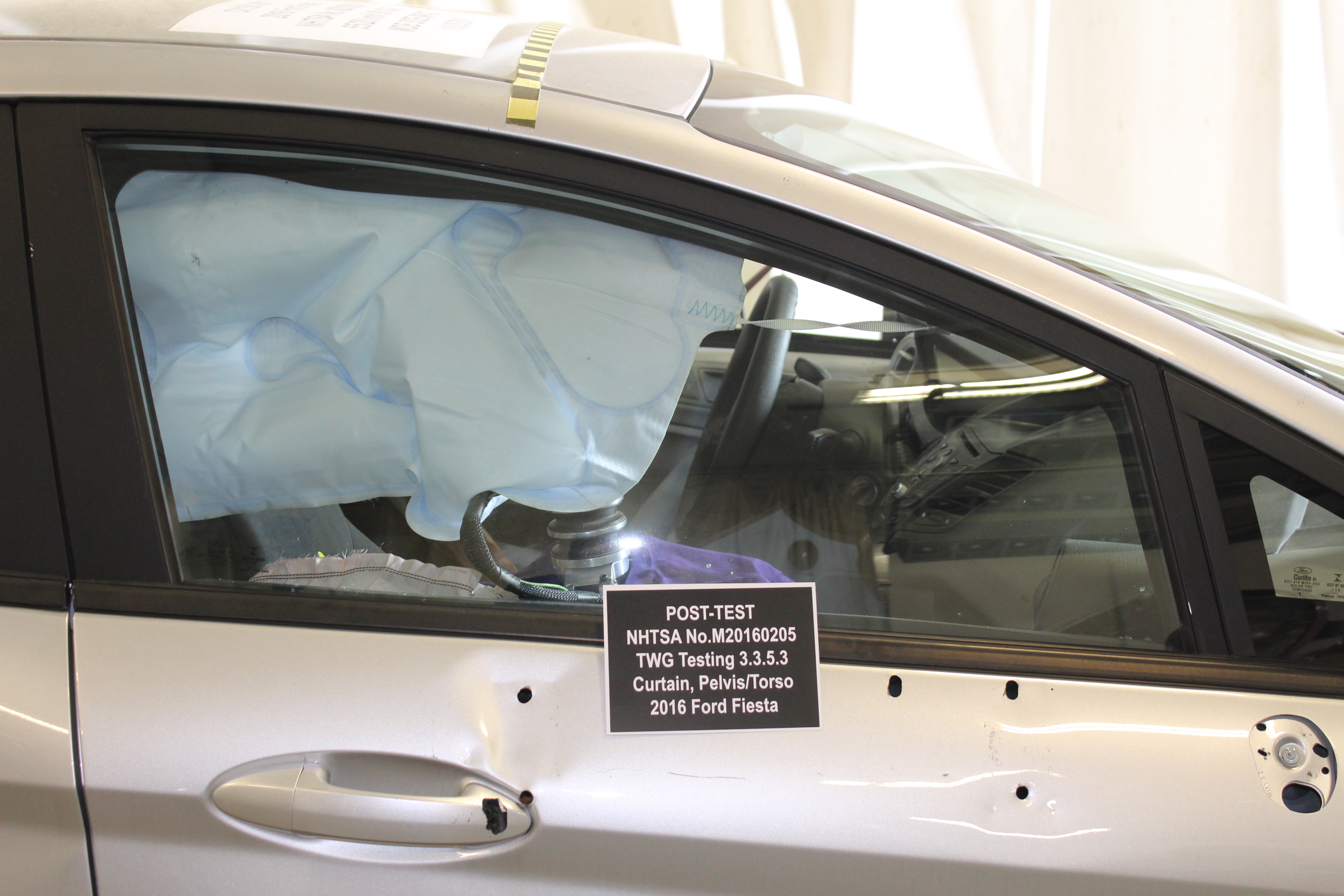 2016 FORD FIESTA crash image