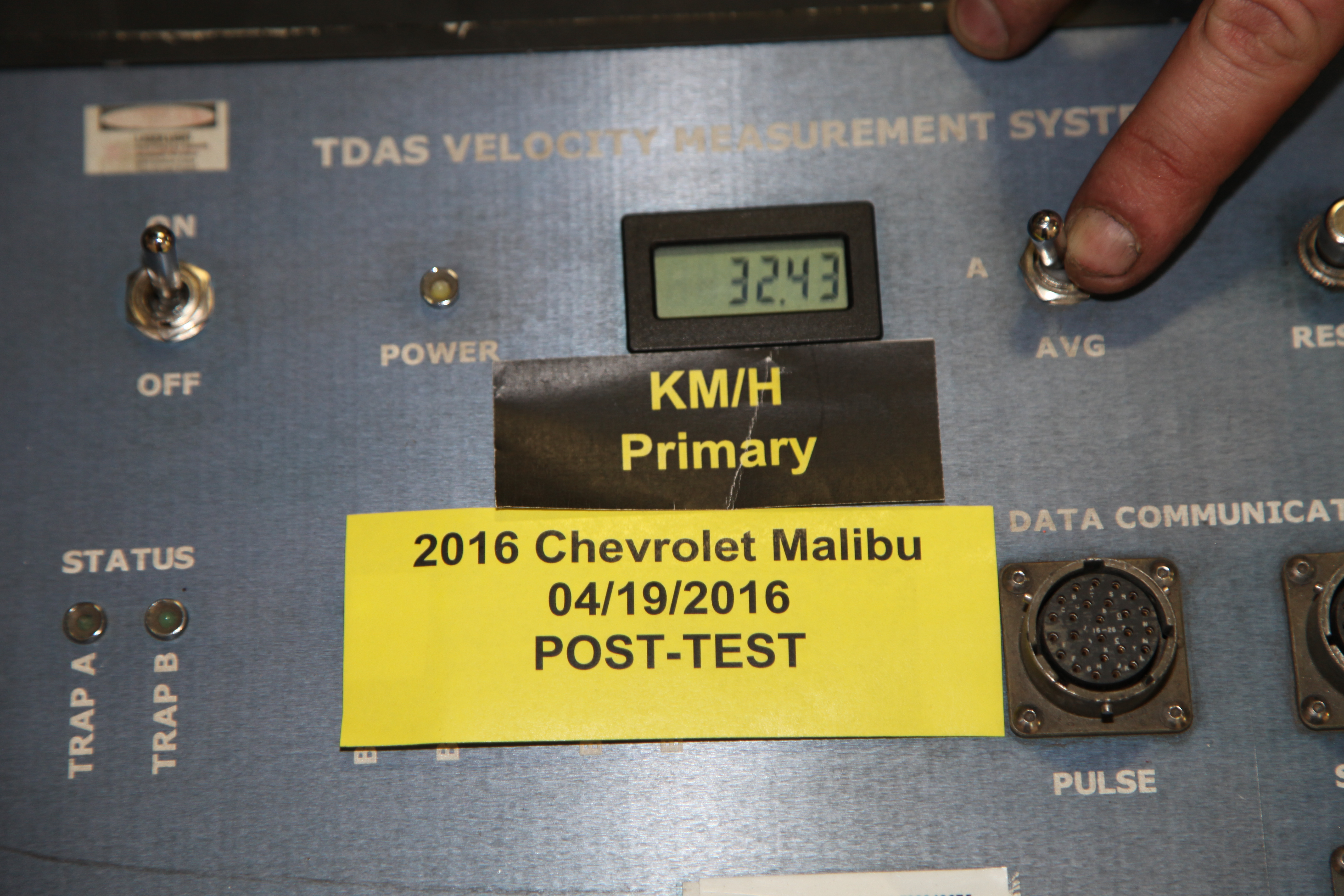 2016 CHEVROLET MALIBU crash-test photo