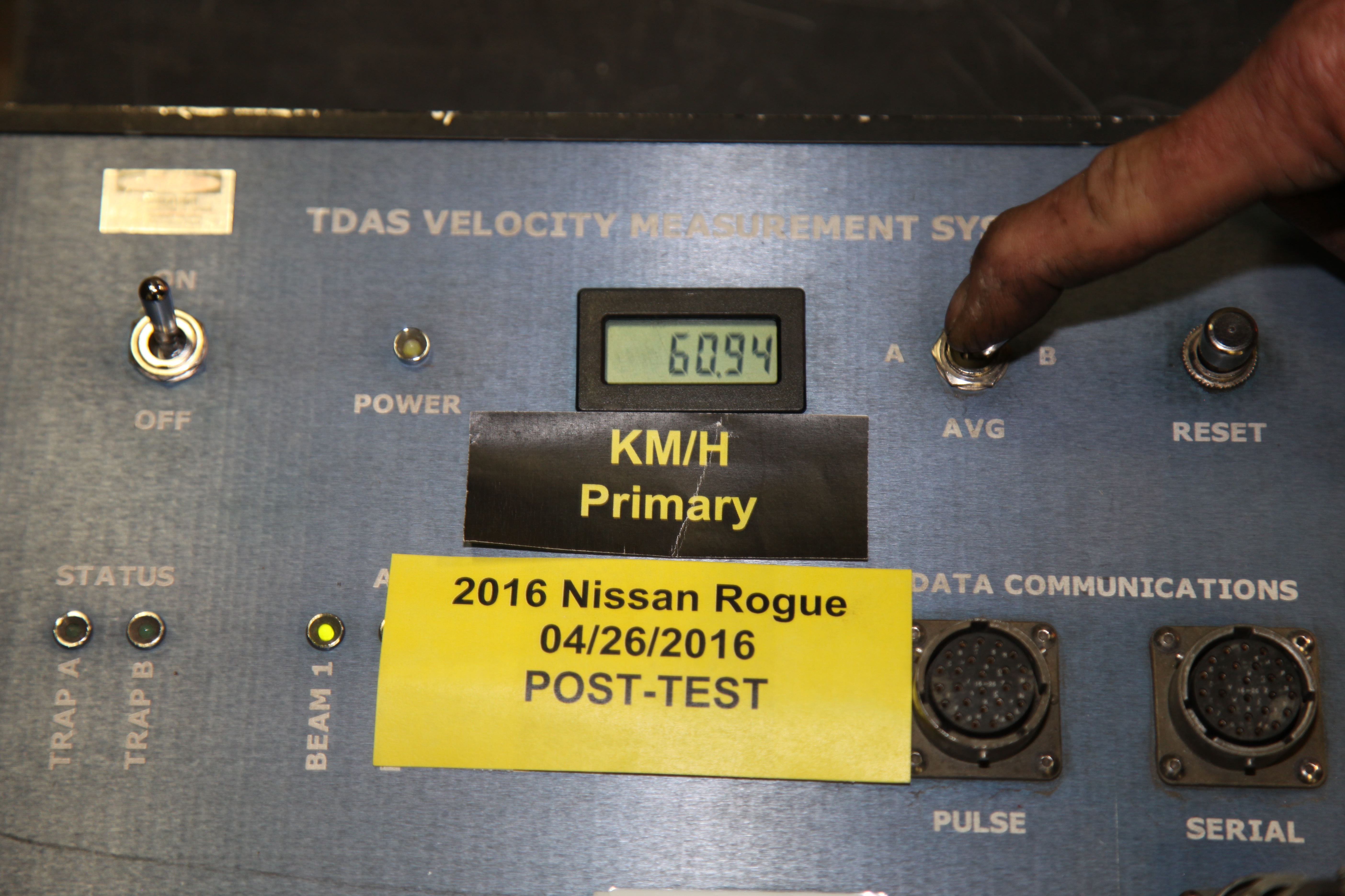 2016 NISSAN ROGUE crash-test photo