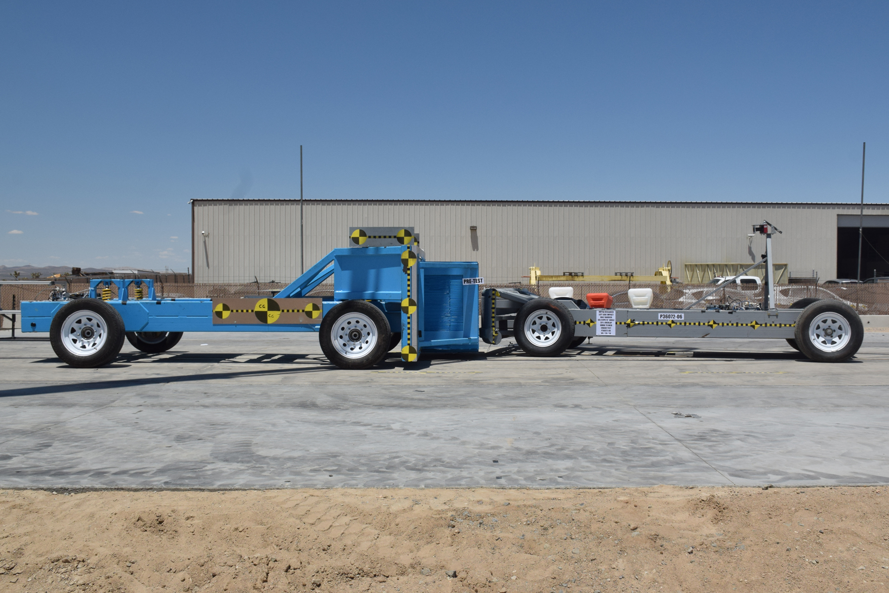 0 NHTSA RESEARCH MDB 2010B crash-test photo
