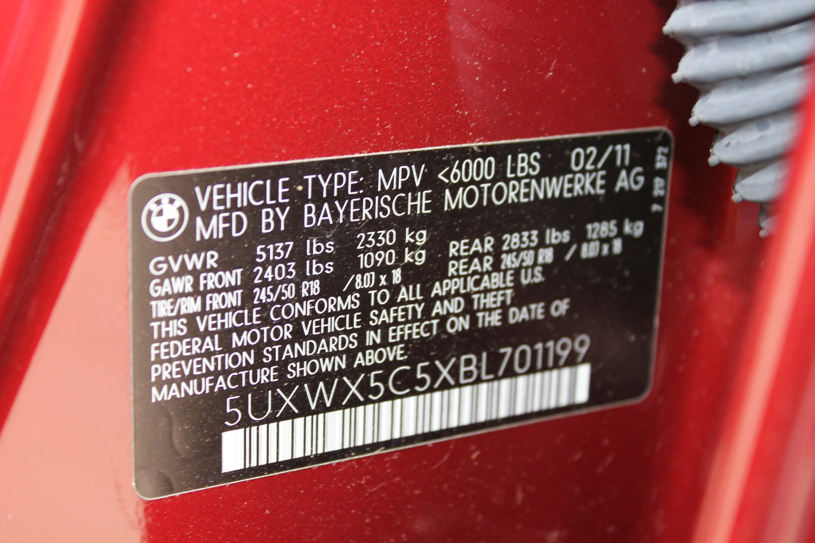 2011 BMW X3 crash-test photo