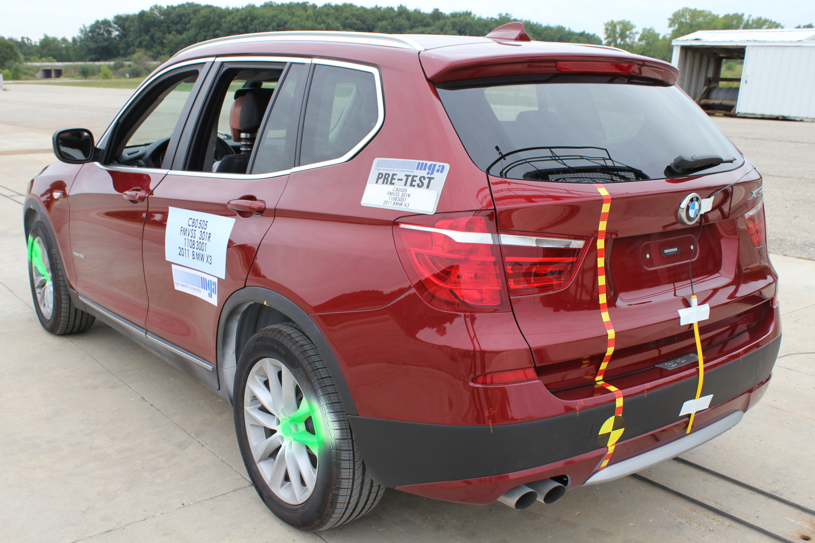 2011 BMW X3 crash image 17