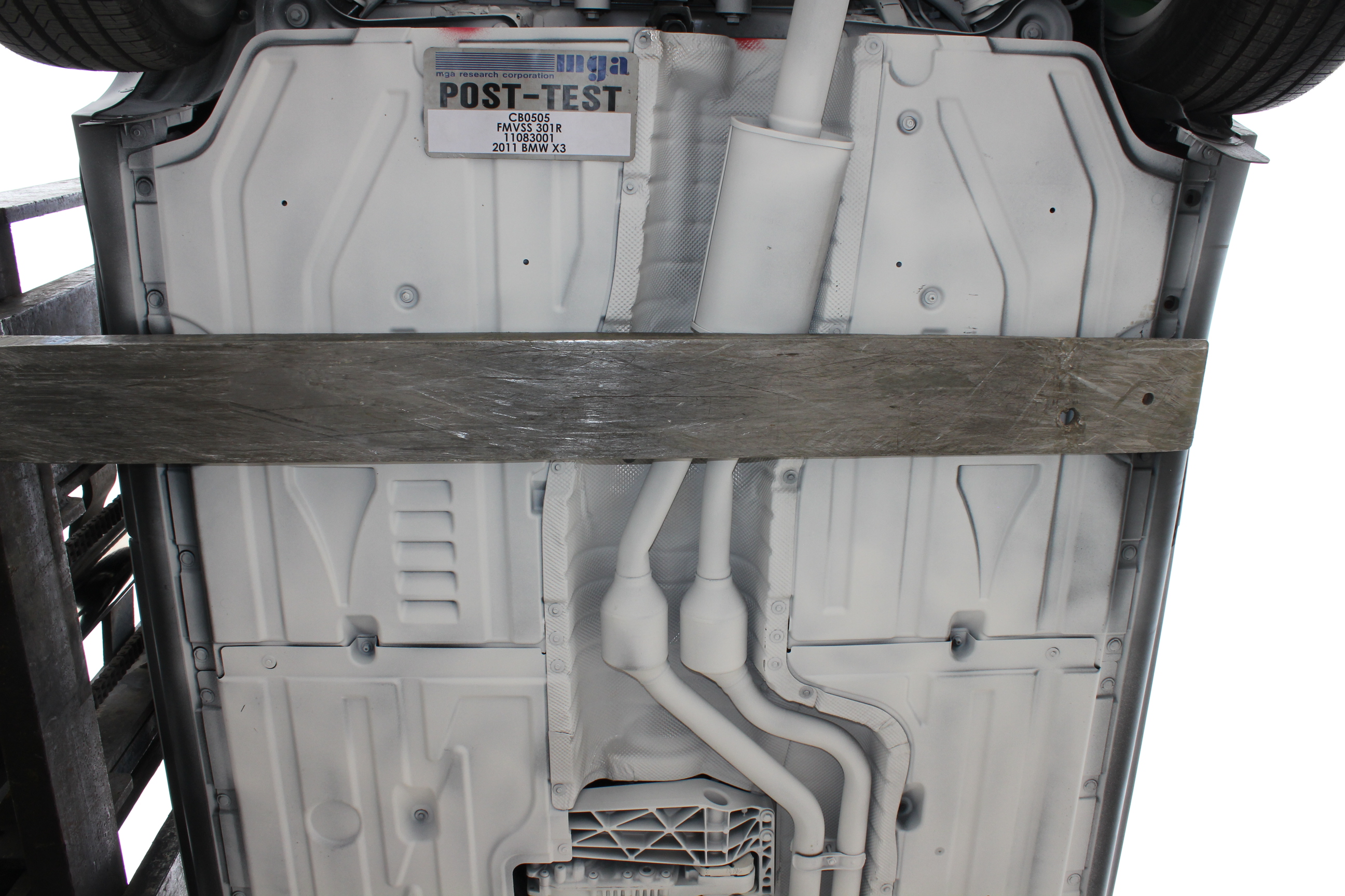 2011 BMW X3 crash image 24