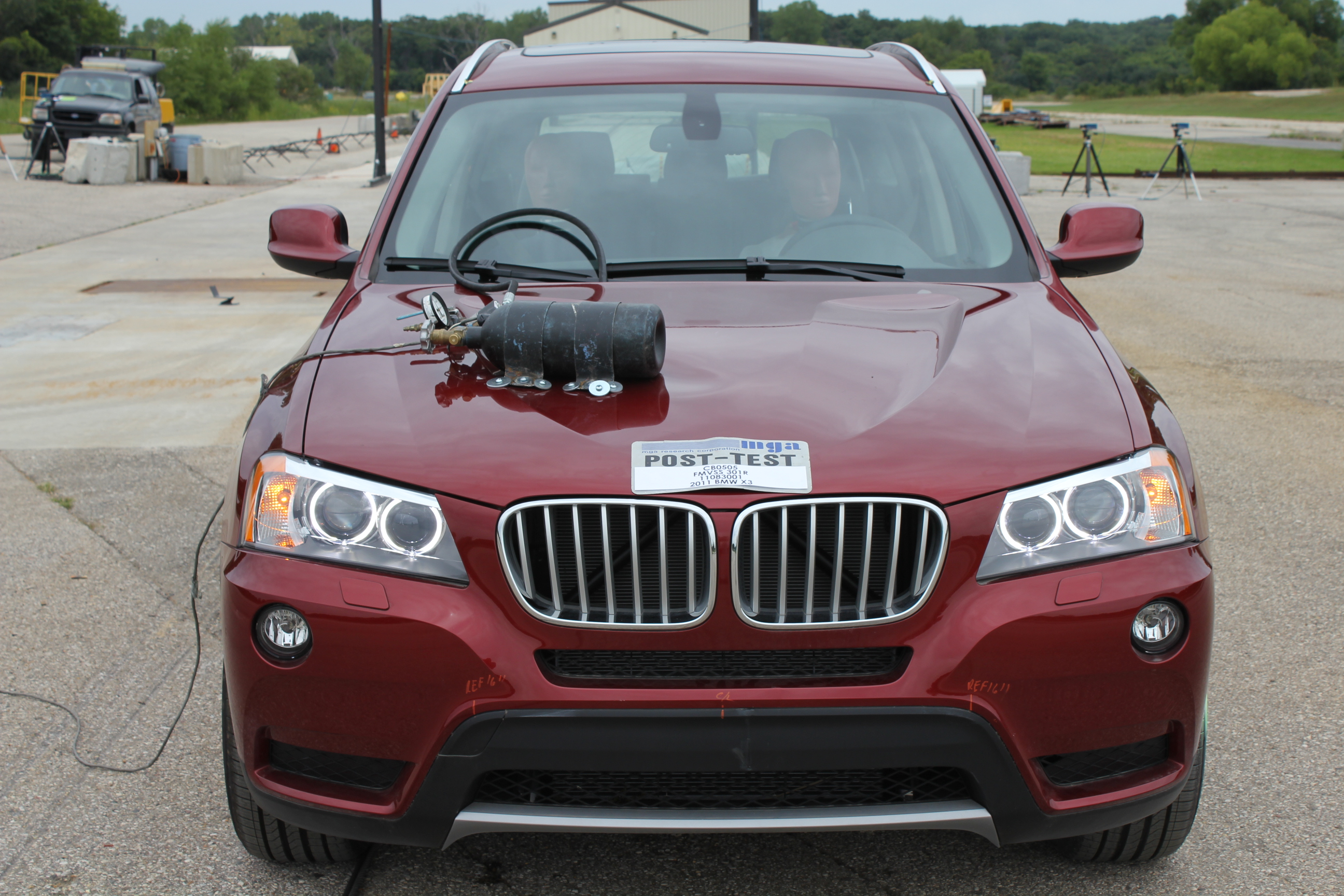 2011 BMW X3 crash image 4