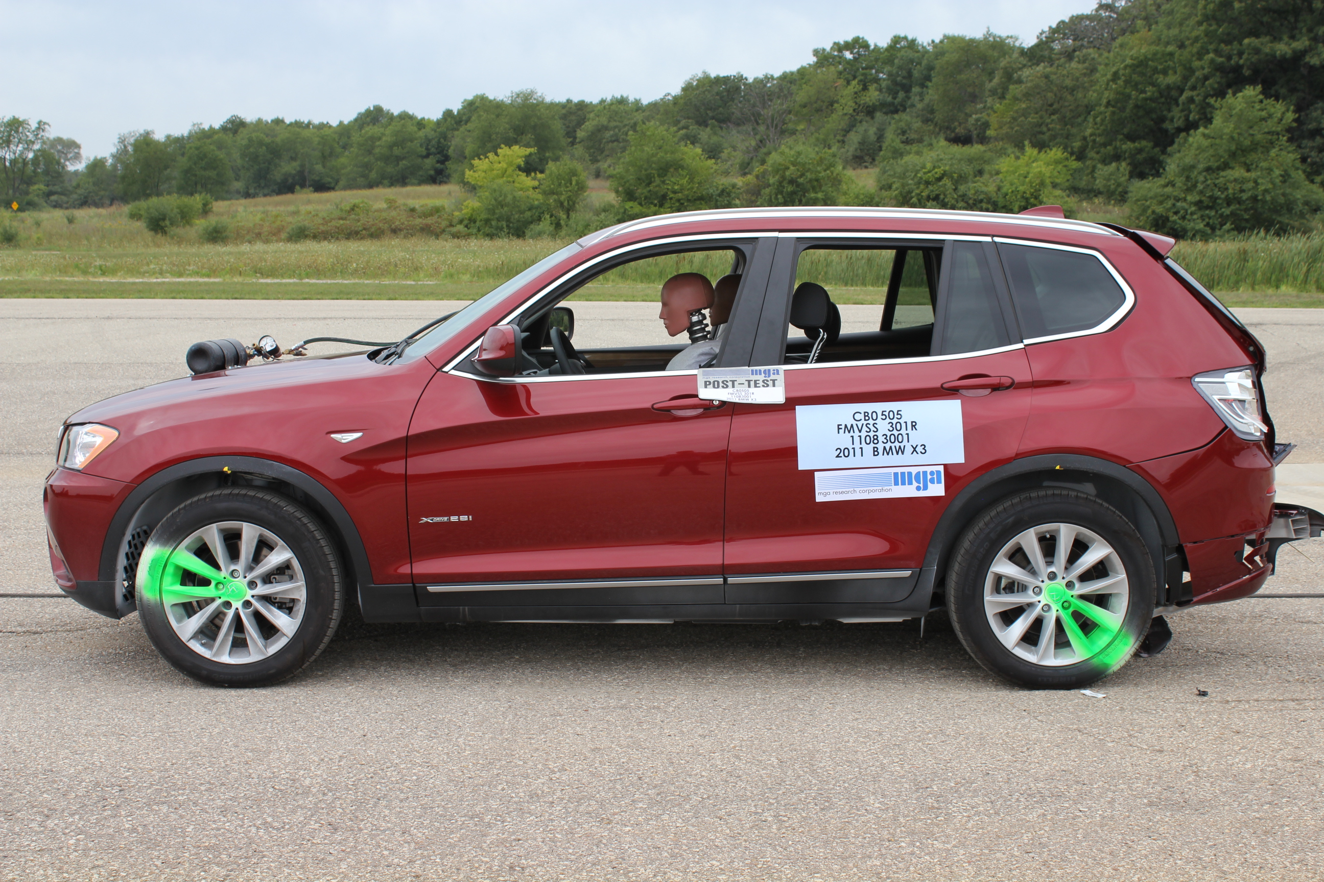 2011 BMW X3 crash image 6