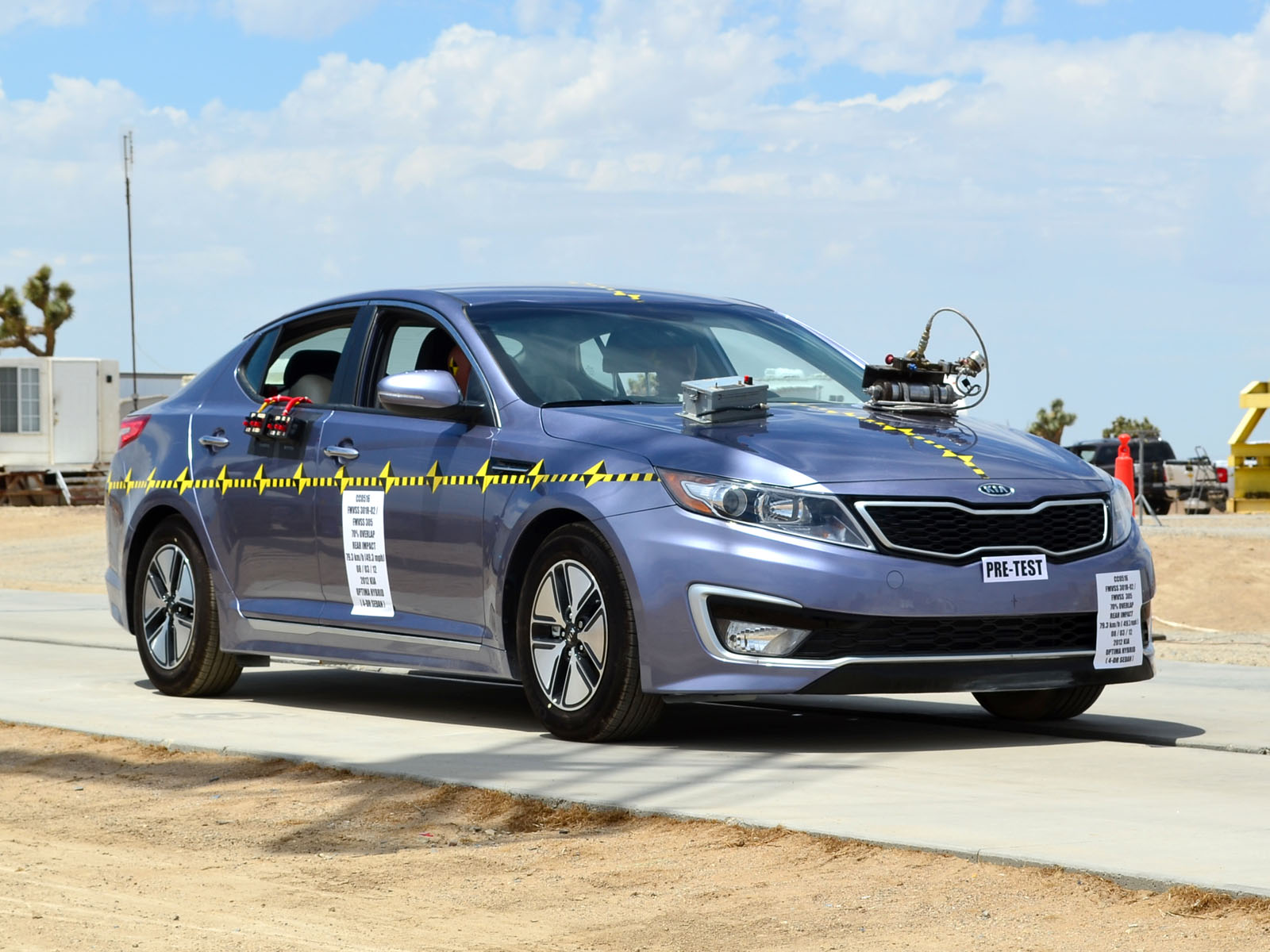 2012 KIA OPTIMA crash image 17