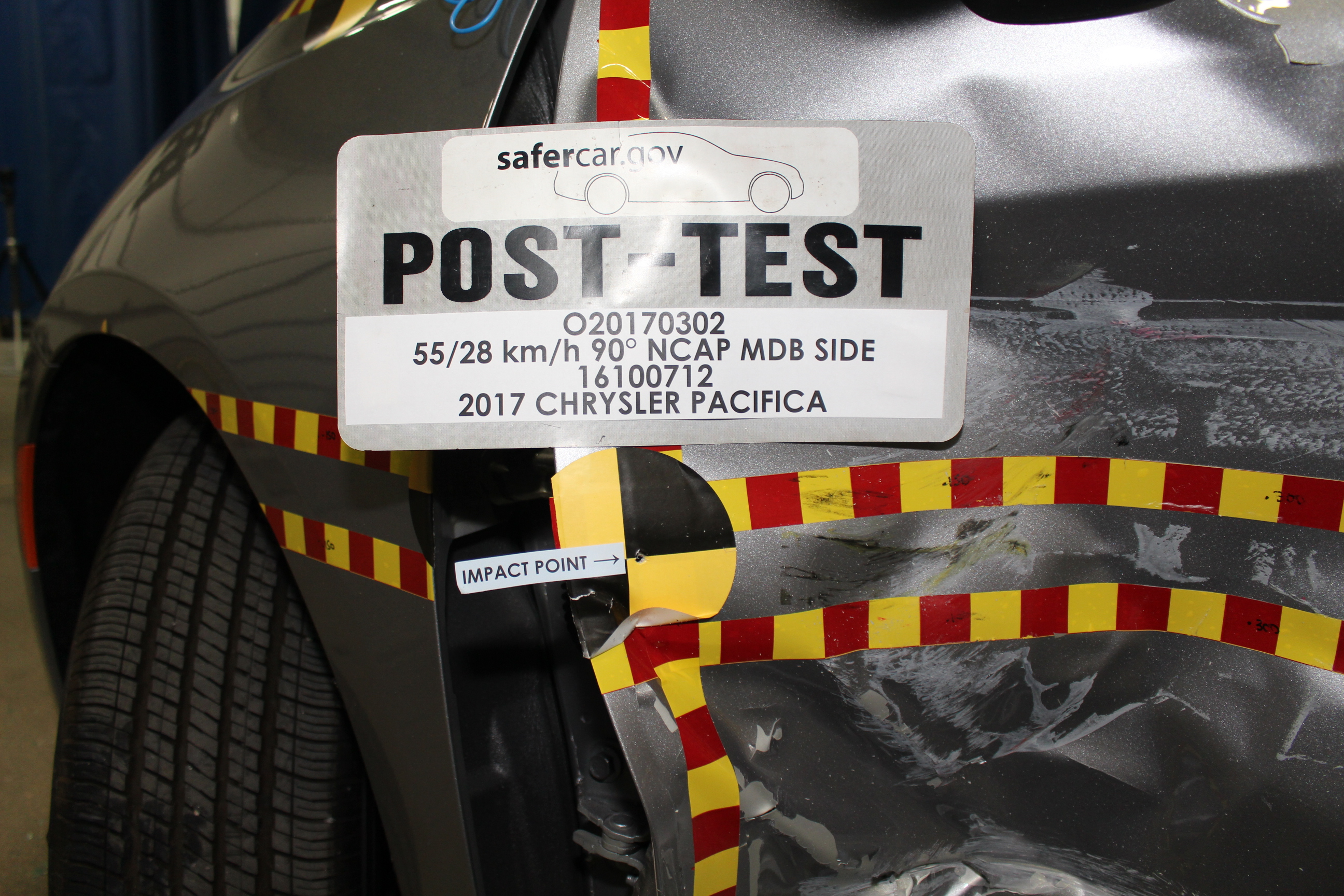 2017 CHRYSLER PACIFICA crash image 20