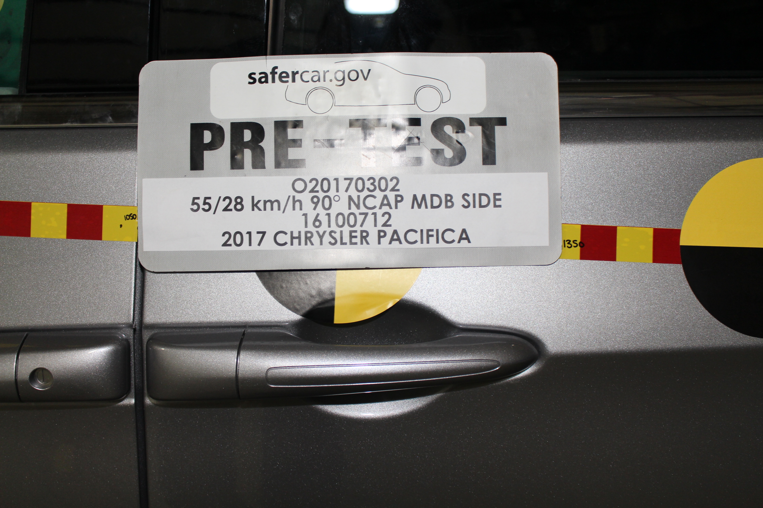 2017 CHRYSLER PACIFICA crash image 23