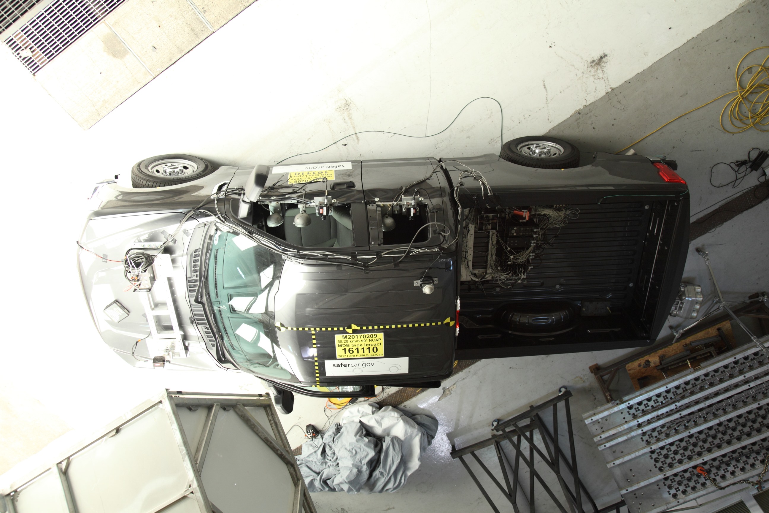 2017 FORD F250 SUPERCAB crash image 16