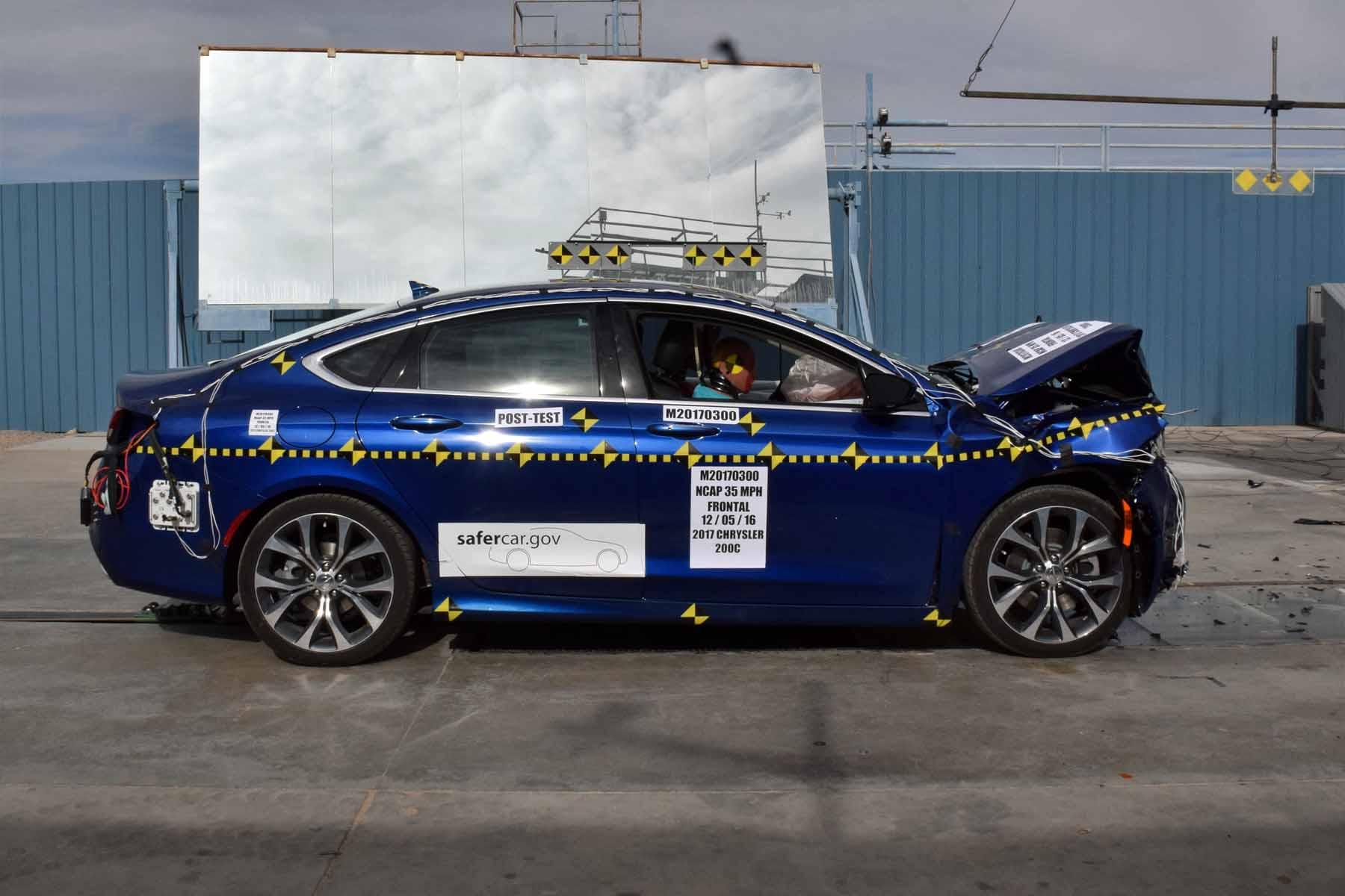2017 CHRYSLER 200 crash image 13